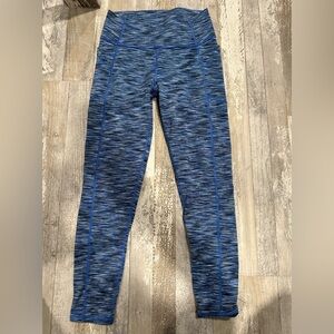 All in Motion Girls’ athletic leggings size XL 14-16, pockets on both sides